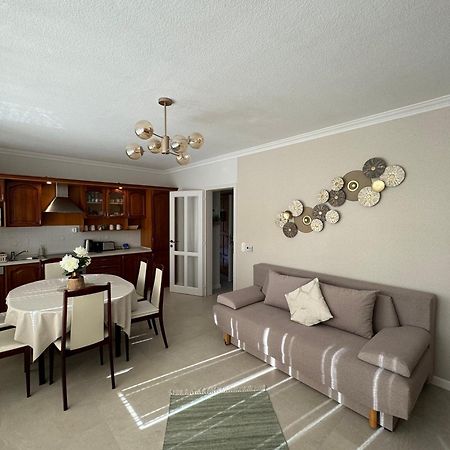 Selyemakacapartman Balatonlelle Exterior foto